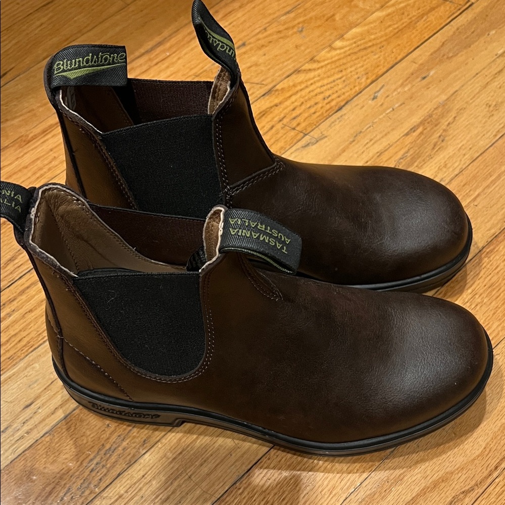 Blundstone Men’s Chelsea Chukka Boots - Brand New Dark Brown